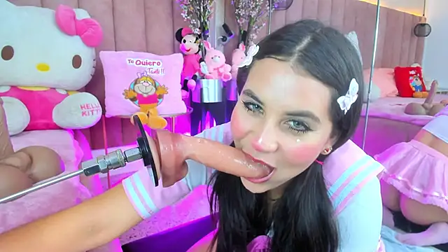 LizzyOlsen online show from November 21, 5:20 am