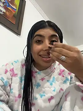 DianeSuns  online show from April 10, 3:56 am