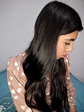 DianeSuns  online show from April 2, 4:21 am