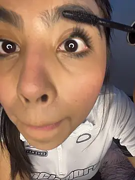 DianeSuns  online show from April 16, 4:35 am