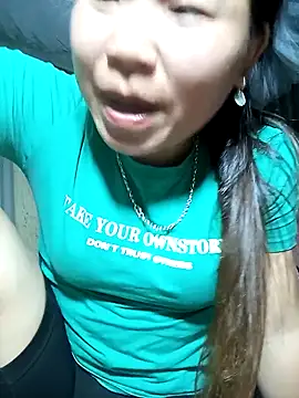 may-squirl online show from November 7, 3:17 pm