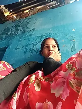 Jooli xx online show from March 23, 8:31 am