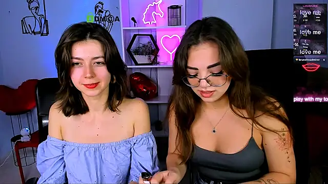 kitniss dreamy online show from December 1, 1:36 pm