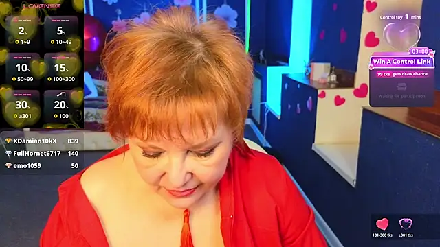 Kira Kenett online show from March 12, 8:44 pm