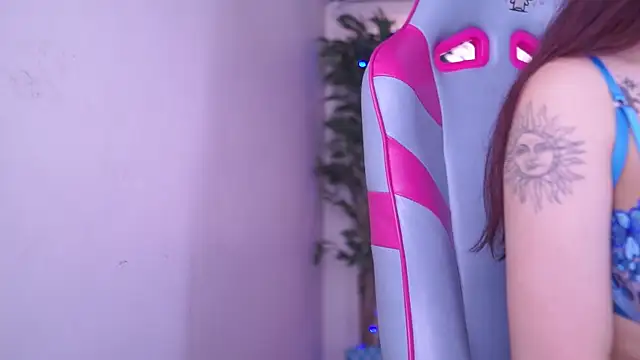 Rebecah 1 online show from April 13, 2:51 pm