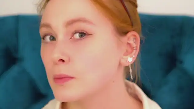 AgataFoxley online show from November 4, 6:13 pm