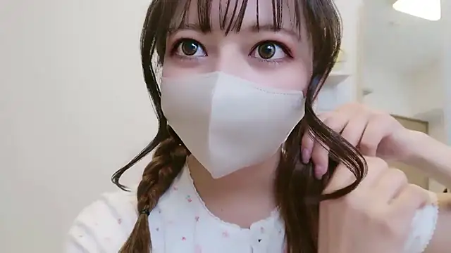 JP Momo o0 online show from September 18, 11:31 am