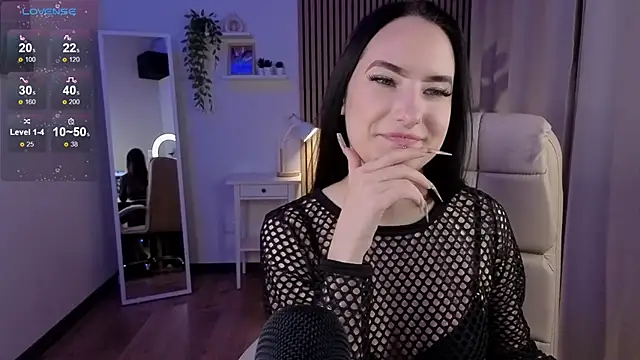 laura palmerr online show from October 17, 9:01 am