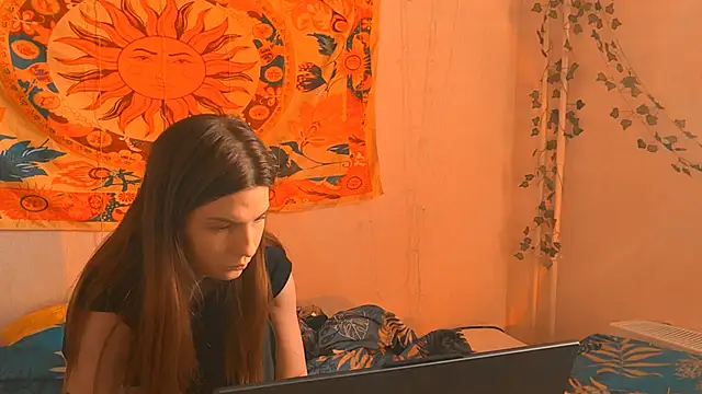 AliceCUNTach online show from March 9, 5:21 am