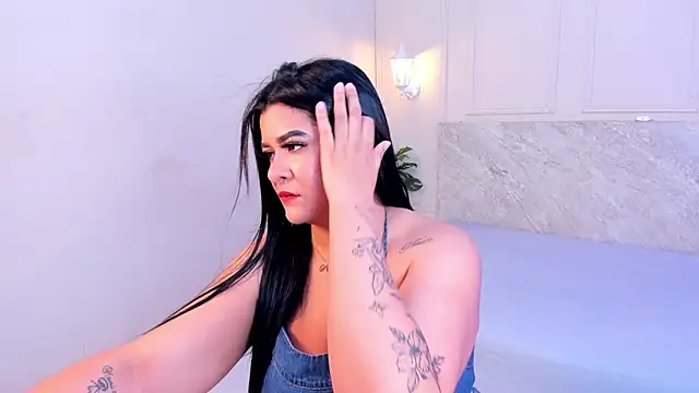 TianaGlow26 online show from November 11, 7:33 pm