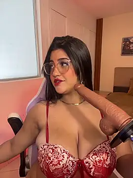 lauren bigboobs22 online show from March 15, 6:54 pm
