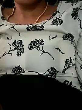 Tamil Sreesha online show from October 8, 11:58 am