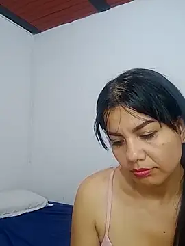 SaraNixx online show from September 17, 11:36 pm