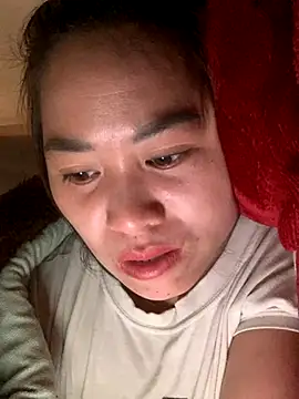 tuyetnhi-00 online show from November 19, 4:56 am