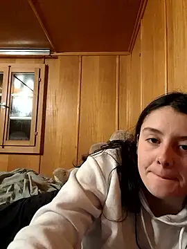 YoungLiisaxx online show from January 11, 5:40 pm