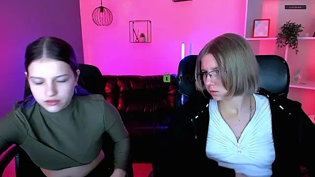 gloria bubble online show from February 4, 8:34 pm