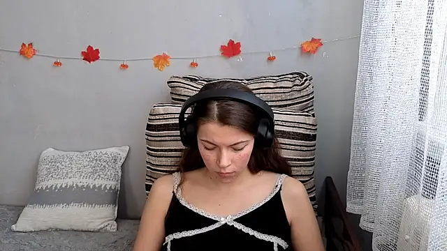 CutieAnny online show from October 25, 6:10 am