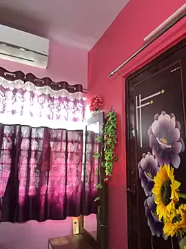 V-Hot-Sweti online show from November 6, 8:09 am