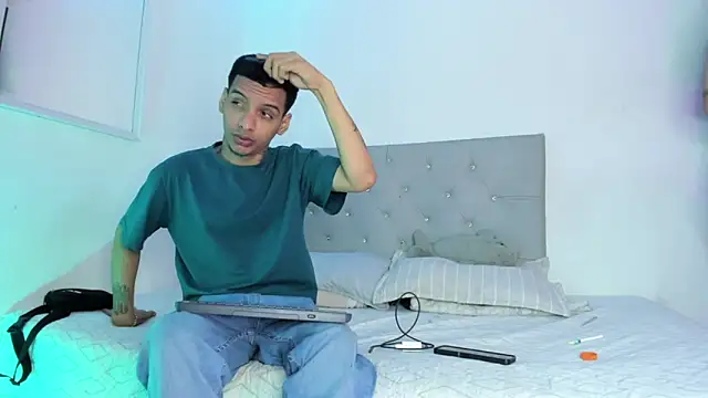 twinkDuohot online show from February 15, 5:10 am