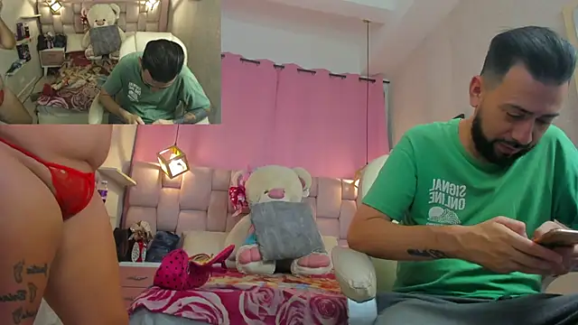Snapshot of Samy_And_Aron chatting on September 28, 3:35 am Samy And Aron online show from September 28, 3:35 am