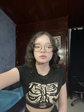 sukubo   online show from January 9, 8:41 am