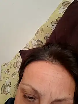 Snapshot of jessyca_ chatting on October 22, 1:27 pm jessyca online show from October 22, 1:27 pm