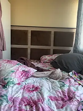 houseforsex online show from October 27, 7:48 am