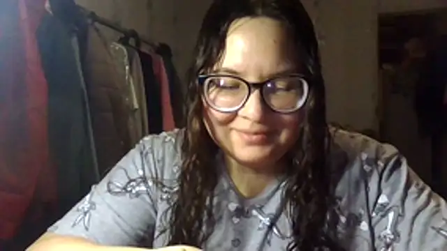 Vaessira online show from November 4, 6:13 pm