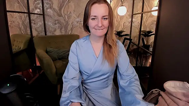 MeggySun online show from November 14, 2:50 pm