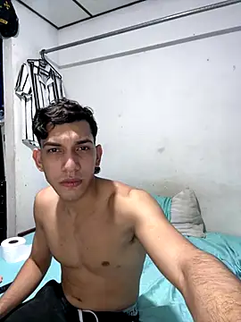 Andres-Andrea1922 online show from October 16, 6:49 am