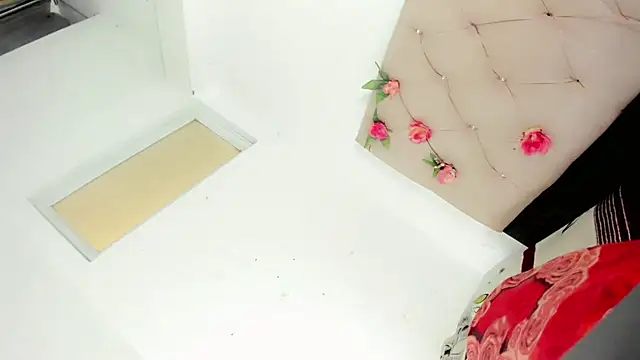 merlinacandy online show from November 28, 4:48 am