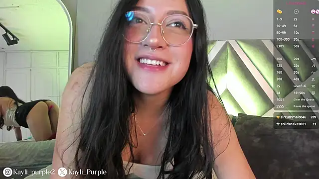 kaylii purple online show from November 8, 5:01 am
