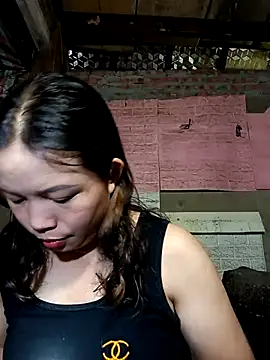 Snapshot of KumChyn chatting on September 11, 5:30 am KumChyn online show from September 11, 5:30 am
