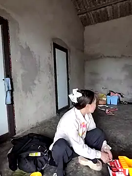 Tin tanny online show from February 14, 7:32 am