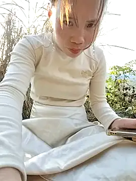 Tin tanny online show from February 9, 9:00 am