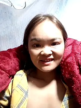 xinhxinhcute online show from November 6, 10:37 pm