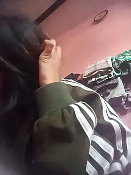 Hot Mayra  online show from November 6, 5:02 am