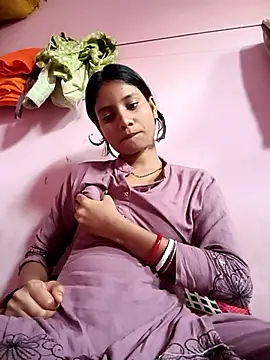 Hot Mayra  online show from October 18, 4:48 am