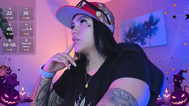 Snapshot of MAGIC_TESSA chatting on October 6, 7:29 pm MAGIC TESSA online show from October 6, 7:29 pm
