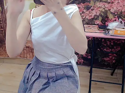 Funnygirl 9x online show from October 14, 9:12 am