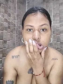 Michluxe 69 online show from October 3, 4:23 pm