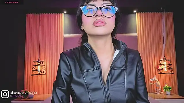 AlanaWalker9 online show from February 27, 3:28 am