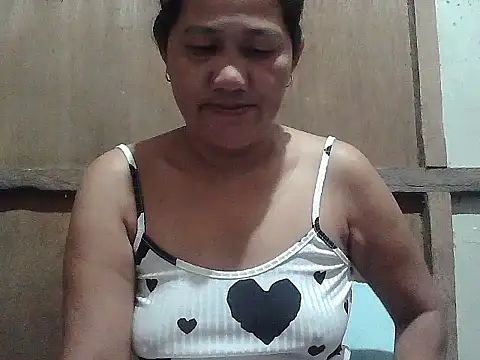 hotmama 063 online show from March 18, 8:58 pm