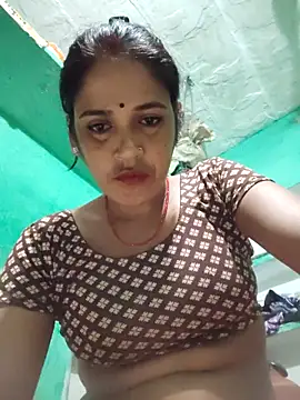 Nillohot online show from October 9, 9:41 pm
