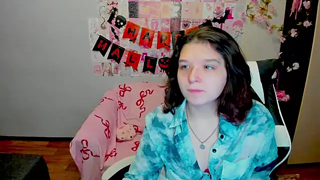 Snapshot of Acid_Kate chatting on October 21, 12:14 am Acid Kate online show from October 21, 12:14 am