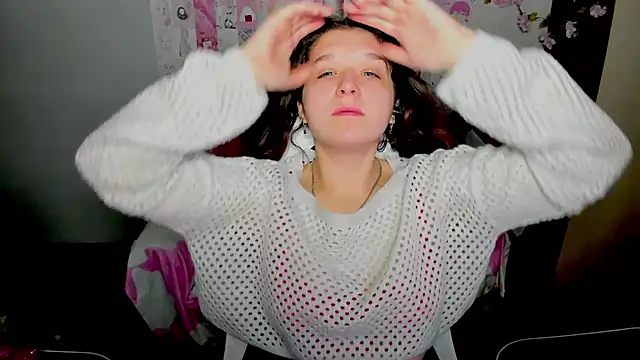 Acid Kate online show from November 19, 1:05 am