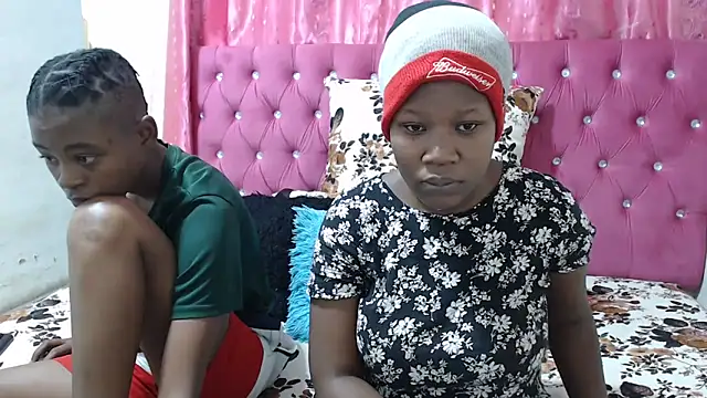 SweetSlenderChoc online show from November 14, 9:37 pm