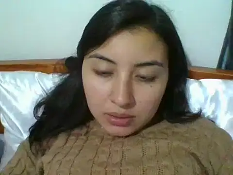 Snapshot of _Romilly_ chatting on October 24, 2:07 am Romilly online show from October 24, 2:07 am