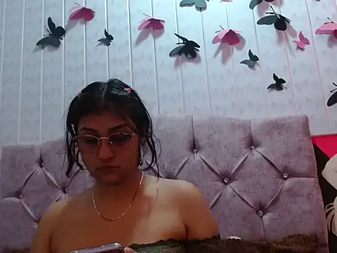 Snapshot of Emiily_Johamson chatting on September 15, 1:14 am Emiily Johamson online show from September 15, 1:14 am