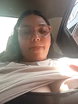 TiffantyAndStacy online show from March 3, 7:42 pm